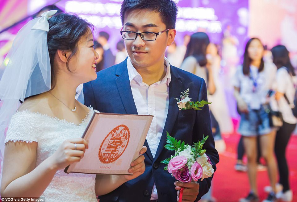 БОГ ЛЮБВИ и БРАЧНЫЕ ТРАДИЦИИ В КИТАЕ